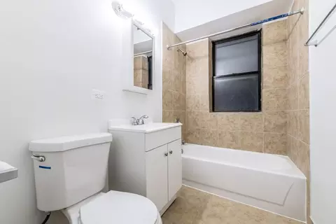 5046 S Champlain Ave, Chicago, IL 60615 photo 5