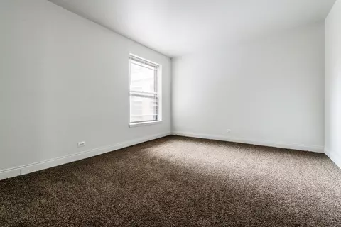 5046 S Champlain Ave, Chicago, IL 60615 photo 10