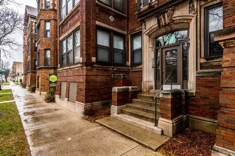 5046 S Champlain Ave, Chicago, IL 60615 photo 17