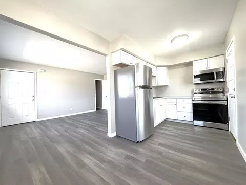 11027 W Hampton Ave, Milwaukee, WI 53225