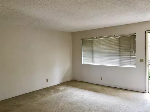 2034 Bath St, Santa Barbara, CA 93105