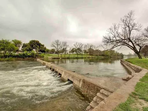 2211 Creekside Ln, Georgetown, TX 78626 photo 31