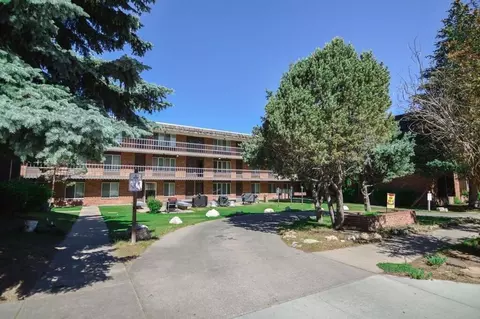 360 N 9th St, Laramie, WY 82072