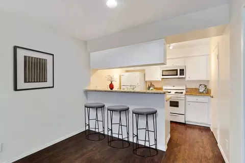 1936 Manning Ave, Los Angeles, CA 90025