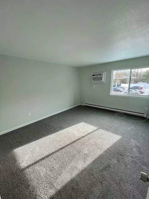 222 Bradley Ave, Waterbury, CT 06708 photo 13