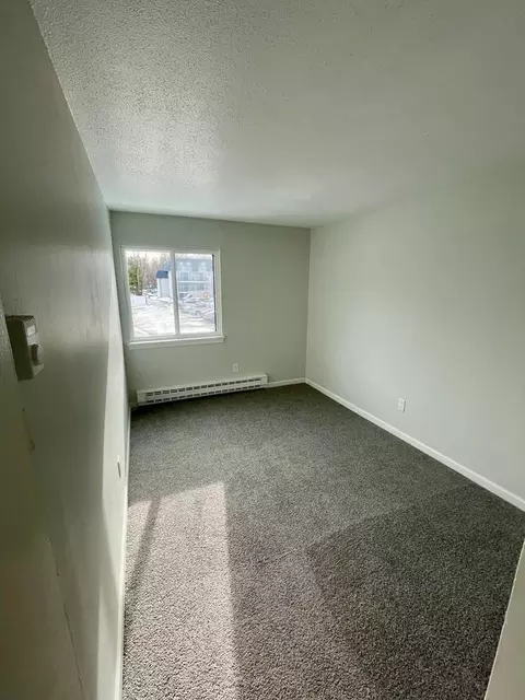 222 Bradley Ave, Waterbury, CT 06708 photo 14