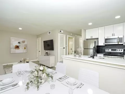 600 E 53rd St, Austin, TX 78751