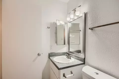 2045 S Mcclintock Dr, Tempe, AZ 85282 photo 43