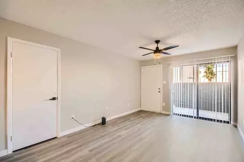 2045 S Mcclintock Dr, Tempe, AZ 85282 photo 13