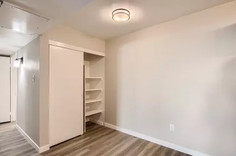2045 S Mcclintock Dr, Tempe, AZ 85282 photo 16