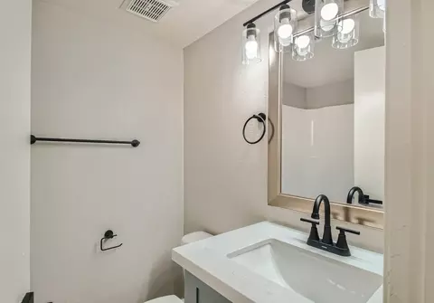 2045 S Mcclintock Dr, Tempe, AZ 85282 photo 33