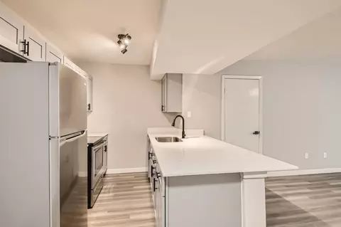 2045 S Mcclintock Dr, Tempe, AZ 85282 photo 26