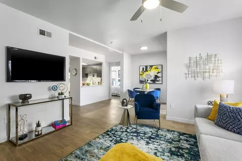 6751 W Indian School Rd, Phoenix, AZ 85033 photo 3