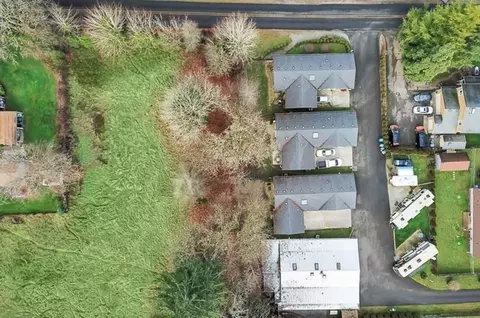 9604 Fruitland Ave E, Summit, WA 98373