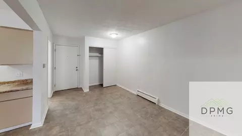 319 E Hillsdale St, Lansing, MI 48933 photo 9
