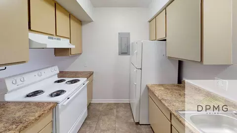 319 E Hillsdale St, Lansing, MI 48933 photo 8