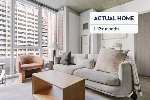 215 W Lake St, Chicago, IL 60606