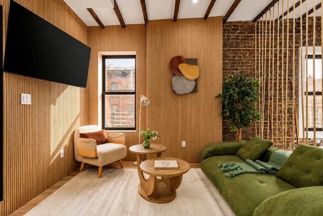 67 Wall St, New York, NY 10005