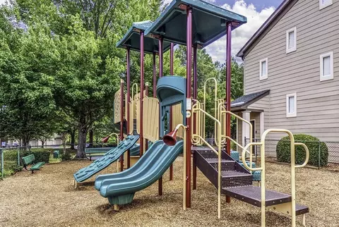 13901 Summit Commons Blvd, Charlotte, NC 28277 photo 29