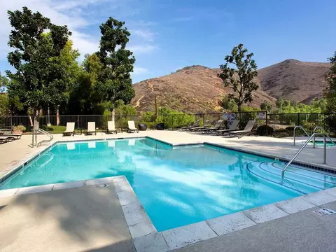 400 Appian Way, Pomona, CA 91766 photo 23