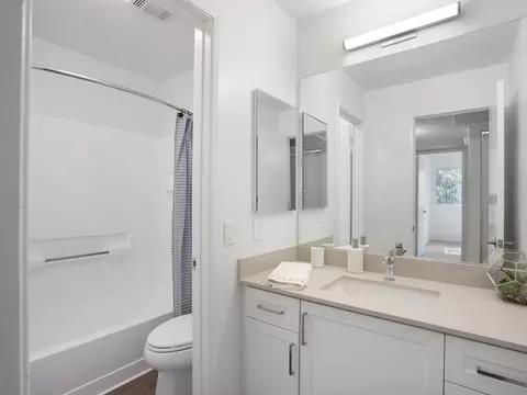 400 Appian Way, Pomona, CA 91766 photo 8