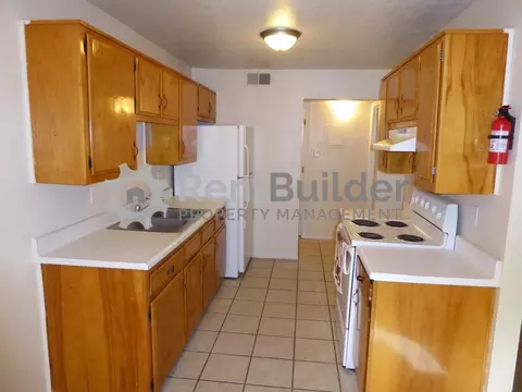 205 Vassar Dr SE, Albuquerque, NM 87106