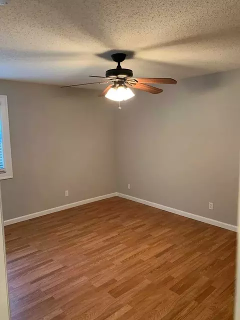 Squire Meadows Dr, Lakeshire, MO 63123