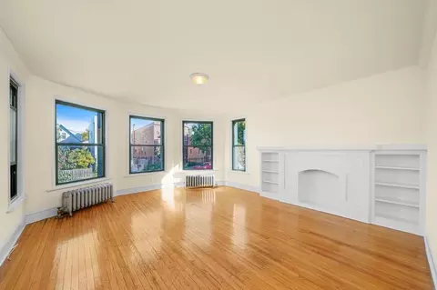 2330 N Spaulding Ave, Chicago, IL 60647