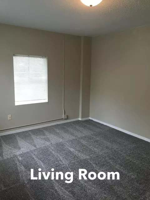 417 N Walnut St, Wichita, KS 67203