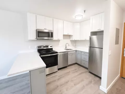 620 Red Table Dr, Gypsum, CO 81637
