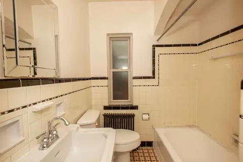420 Riddle Rd, Cincinnati, OH 45220 photo 18