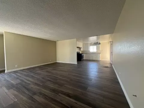 14070 Juniper St, Hesperia, CA 92345