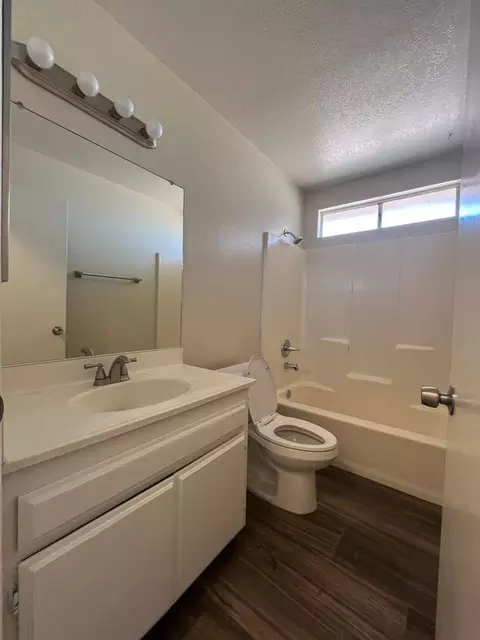 14070 Juniper St, Hesperia, CA 92345 photo 3