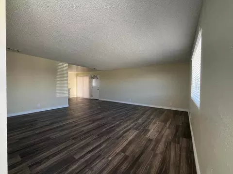14070 Juniper St, Hesperia, CA 92345 photo 10