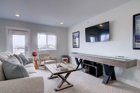 5242 Fallon St, Bozeman, MT 59718