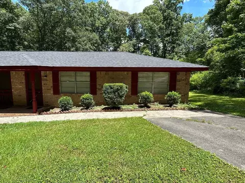 6694 Maxwell Dr, Lithia Springs, GA 30122