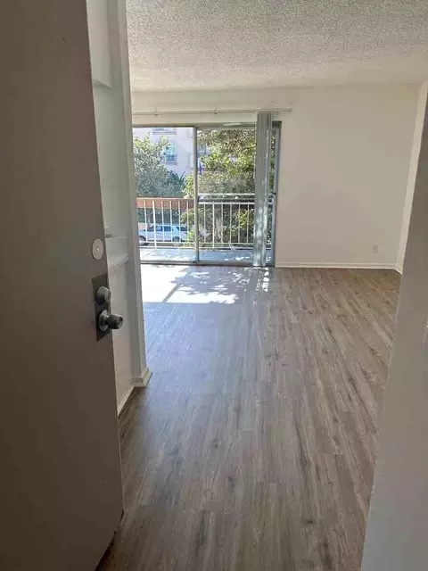 400 S Kingsley Dr, Los Angeles, CA 90020