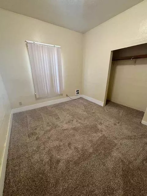 Hansard Ave, Lebanon, OR 97355