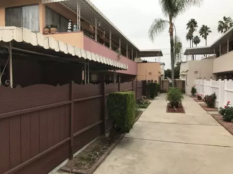 6665 Rhodes Ave, Los Angeles, CA 91606