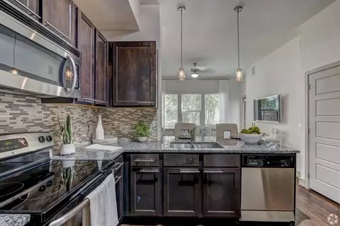 2630 Tanglewilde St, Houston, TX 77063 photo 2