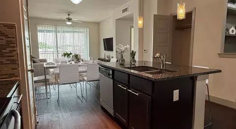 2630 Tanglewilde St, Houston, TX 77063 photo 27