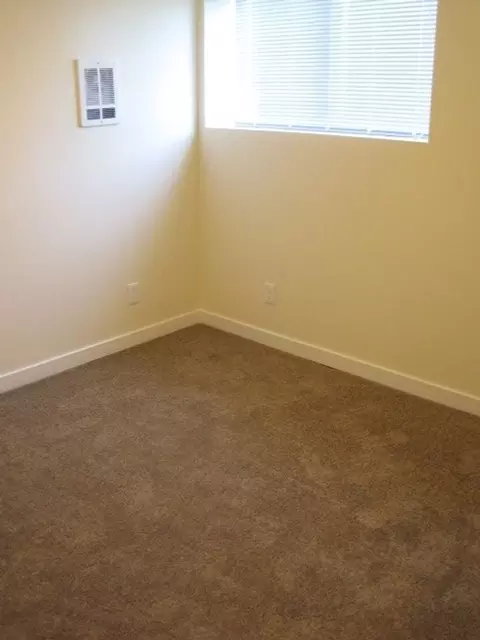 947 N 87th St, Seattle, WA 98103 photo 6