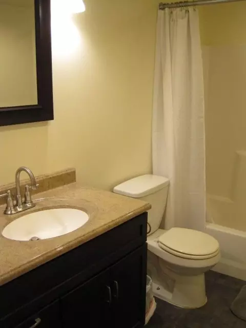 947 N 87th St, Seattle, WA 98103 photo 8