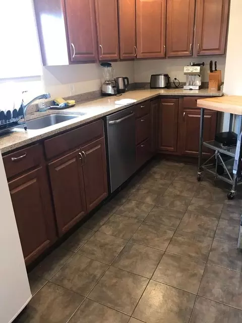 947 N 87th St, Seattle, WA 98103 photo 11