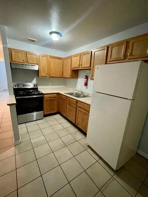 35703574 Mchenry Ave, Cincinnati, OH 45225 photo 2
