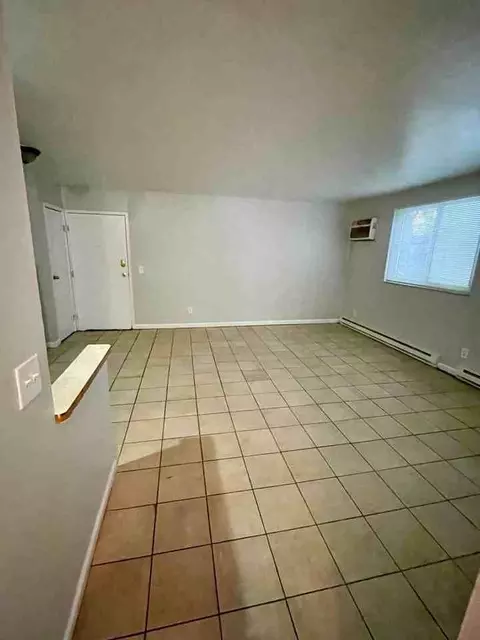35703574 Mchenry Ave, Cincinnati, OH 45225