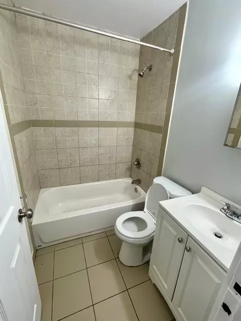 35703574 Mchenry Ave, Cincinnati, OH 45225 photo 5