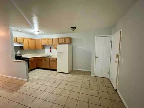 35703574 Mchenry Ave, Cincinnati, OH 45225 photo 6