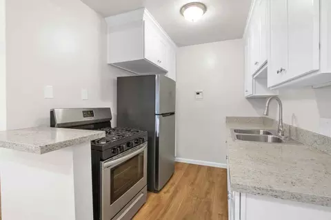 918 4th St, Santa Monica, CA 90403