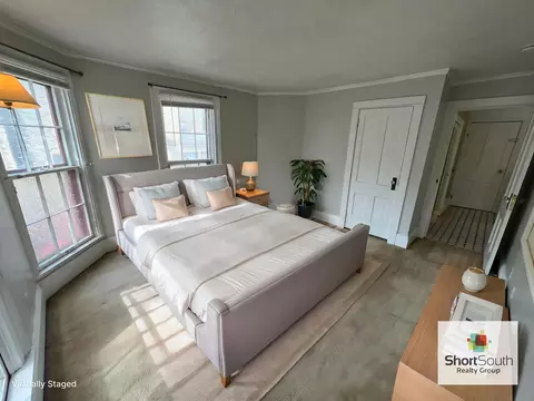 235 Lafayette Ave NE, Grand Rapids, MI 49503